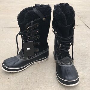 Sorel Black Winter & Rain Boots